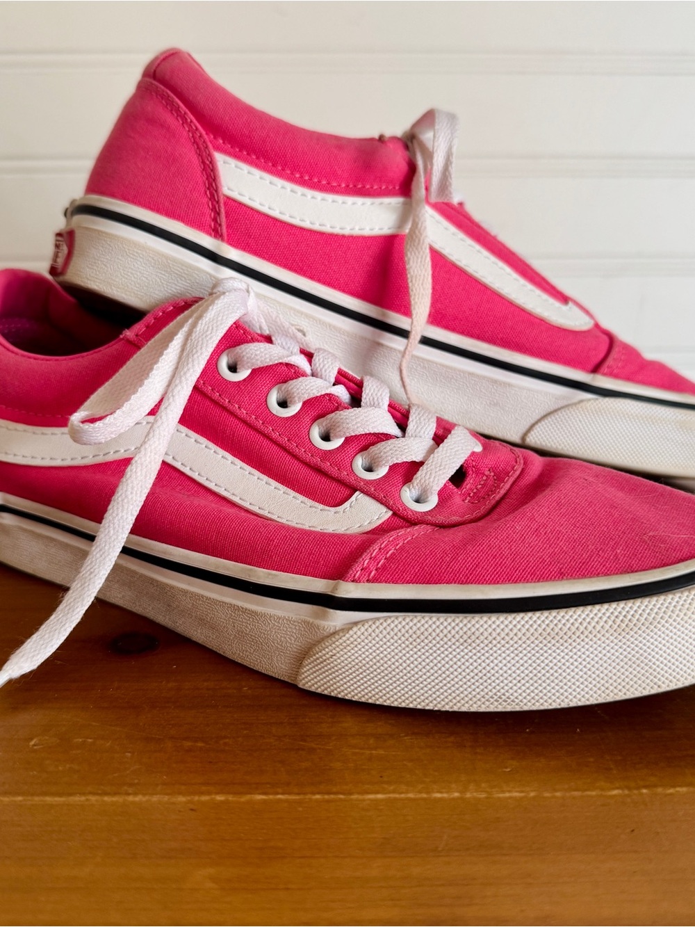 Vans Ward Honeysuckle Pink Old Skool Low-Top Sneakers